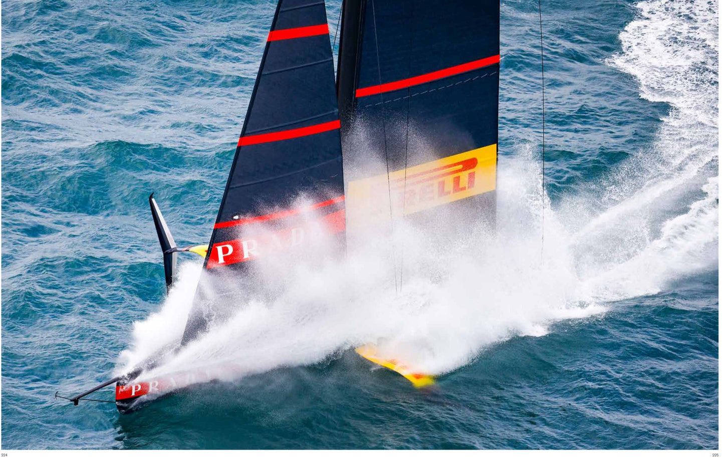 Red Moon. Illustrated edition