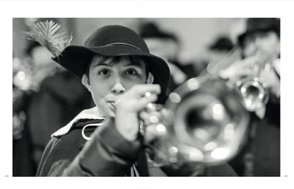 Forward to the star. The Pesa Vegia of Bellano